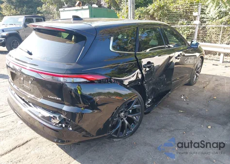 2025 Toyota Crown Signia Limited из США, поврежденный, VIN JTDACAAJ6S3020103